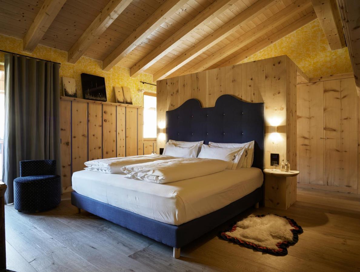 Dolomiti Lodge Alvera Cortina dʼAmpezzo Exterior foto