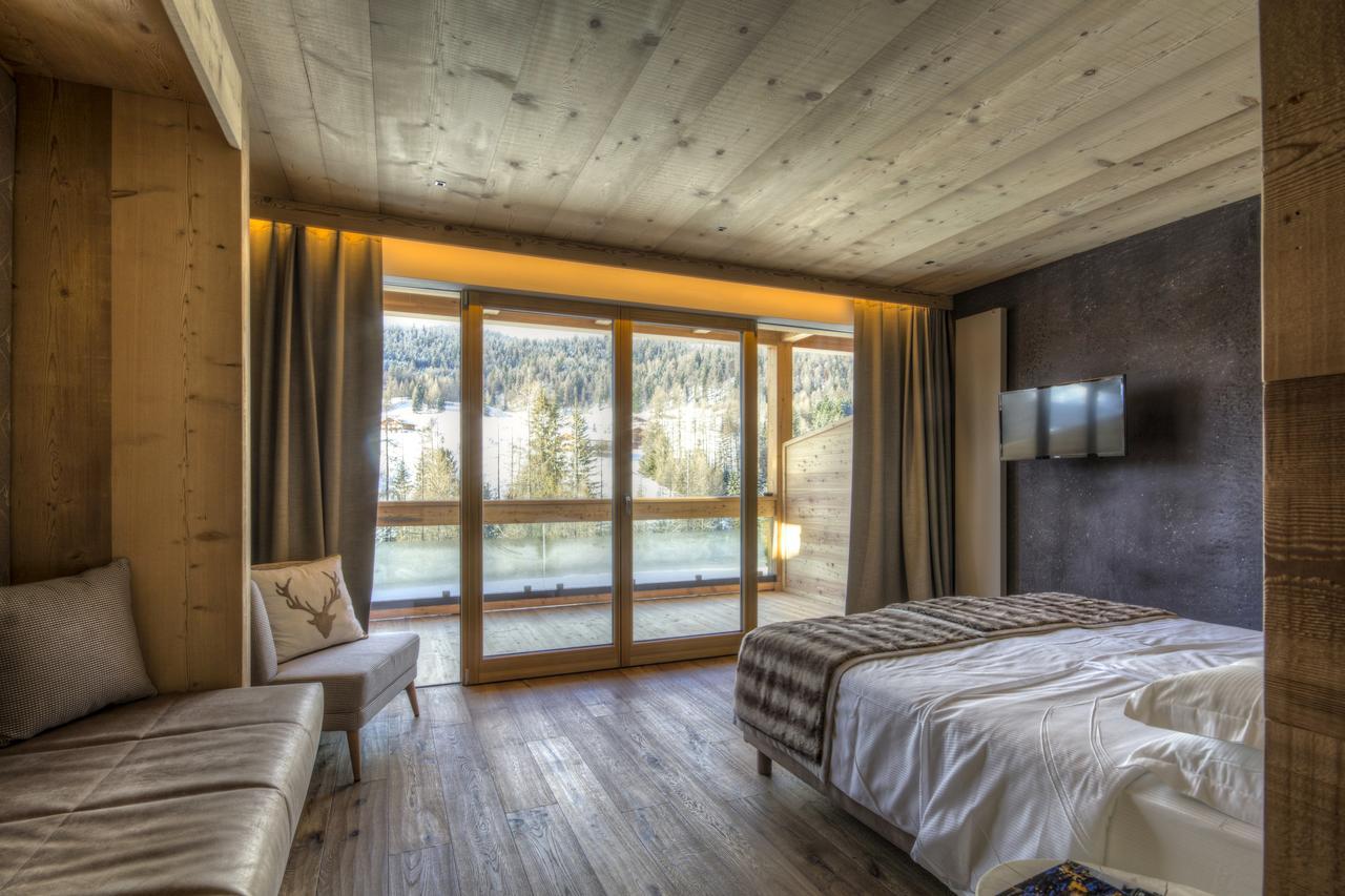 Dolomiti Lodge Alvera Cortina dʼAmpezzo Exterior foto